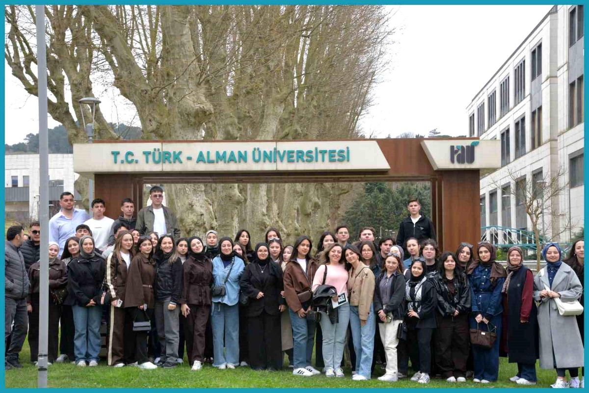 Kaynaşlılı öğrenciler Türk-Alman Üniversitesi'ni tanıdı