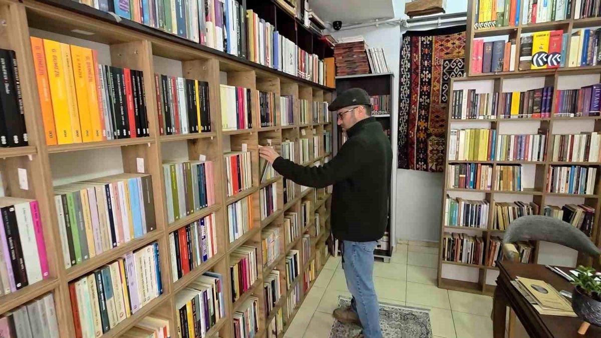 Kütahya'da sahaflık geleneği yaşatılmaya devam ediyor