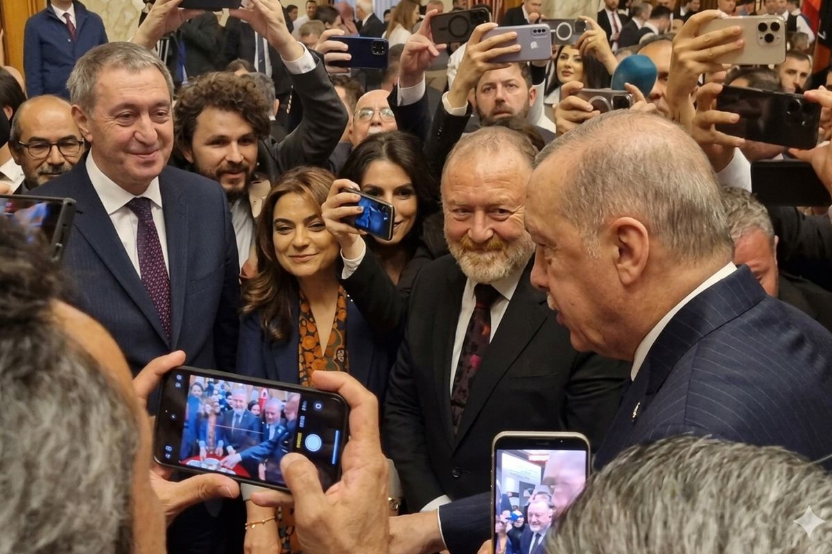 Meclis’te bayram diplomasisi: Cumhurbaşkanı Erdoğan ile DEM Parti heyeti arasında sıcak selamlaşma