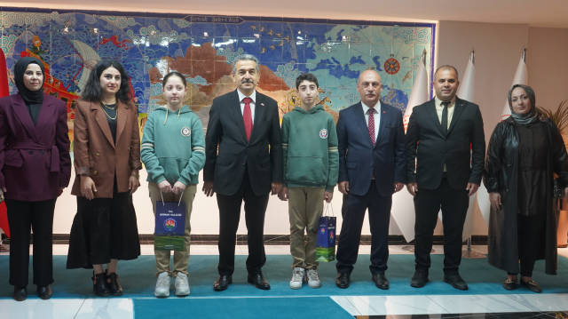 minik valilerin tek istegi oku 310b444015 8897 3 m
