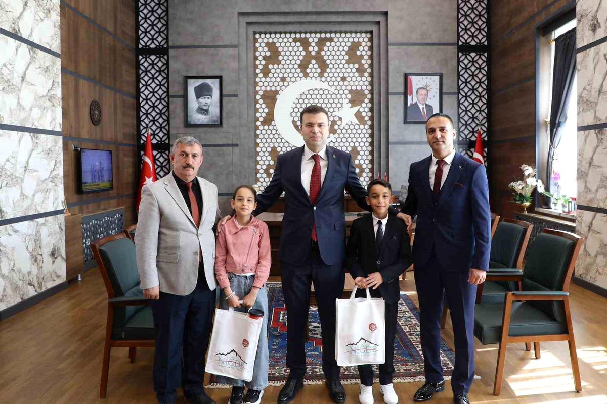 Niğde Valisi Akmeşe, koltuğunu Yusuf İncesu'ya emanet etti