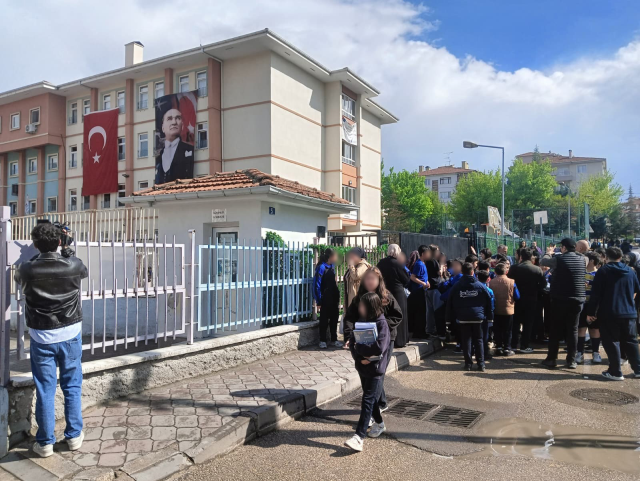 ogrencinin okula silah getirdi 835ba40414 1407 1 m