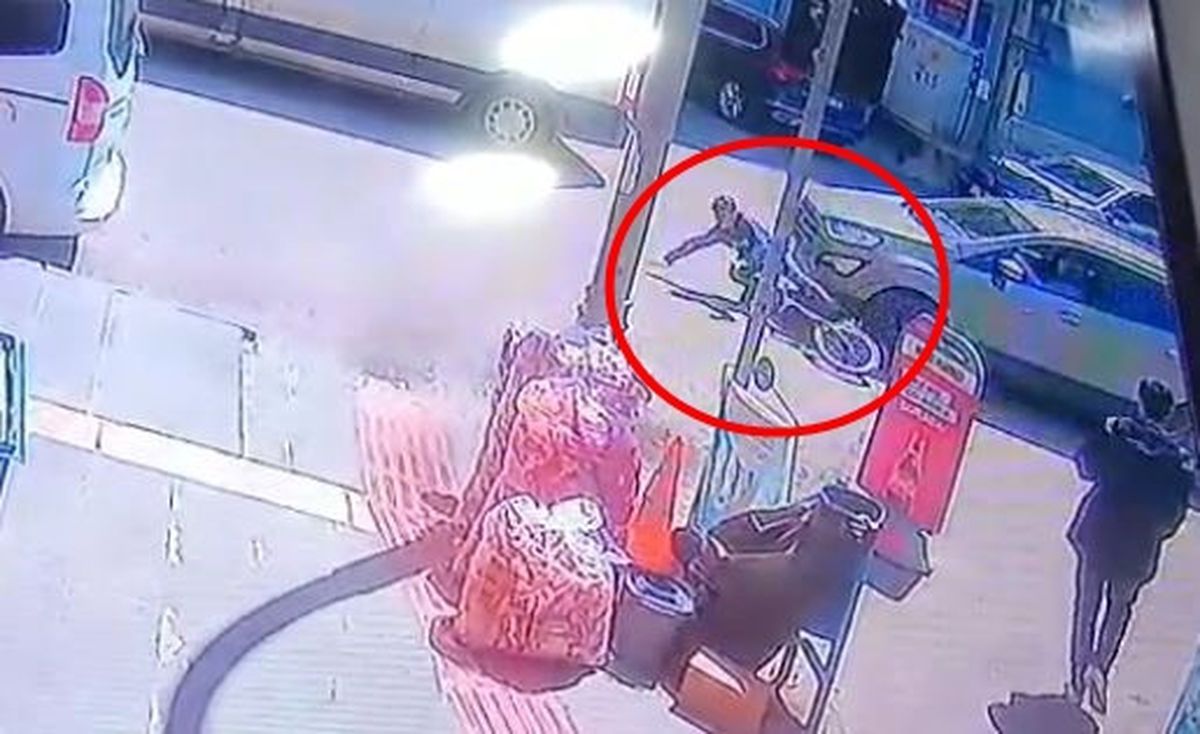 Batman'da Bisikletli Çocuk Otomobilin Altında 10 Metre Sürüklendi