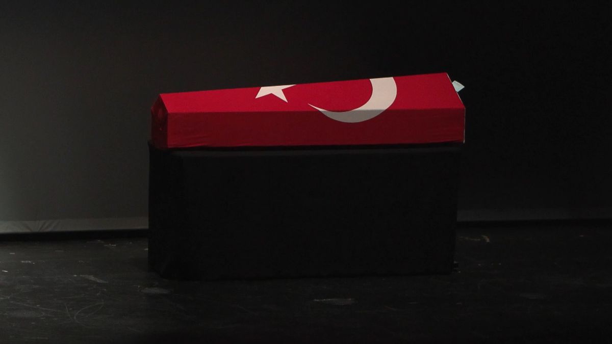 Oyuncu Ferdi Atuner için AKM'de tören düzenlendi