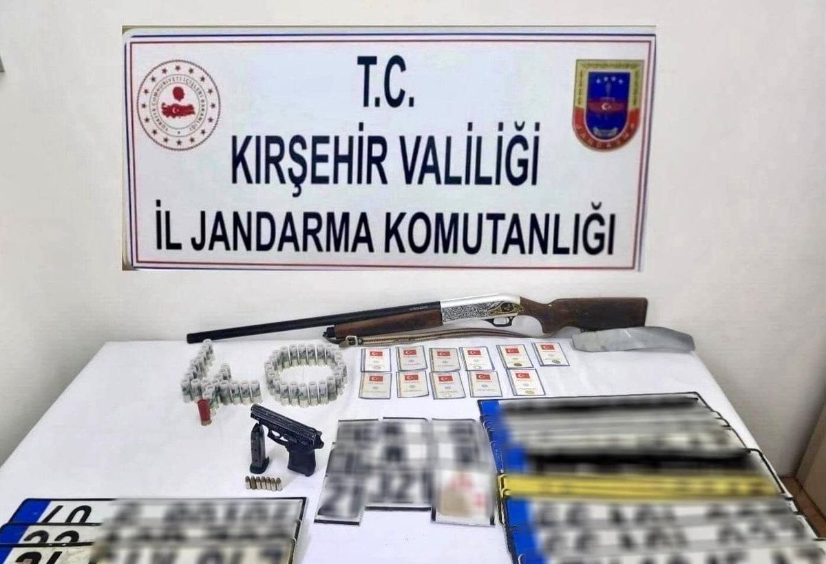 Sahte plaka basan şahıs yakalandı
