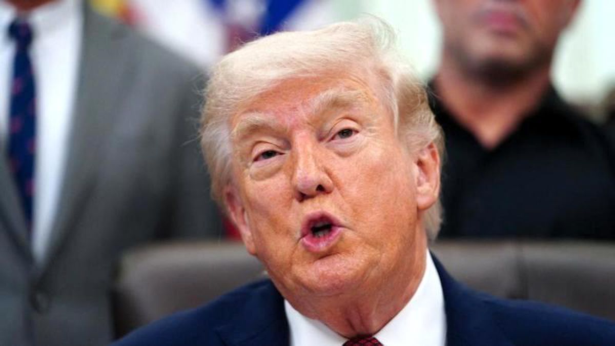 Trump İran'da 'çılgın iç çekişme var' dedi, Hürmüz'de 'vur emri' verdi