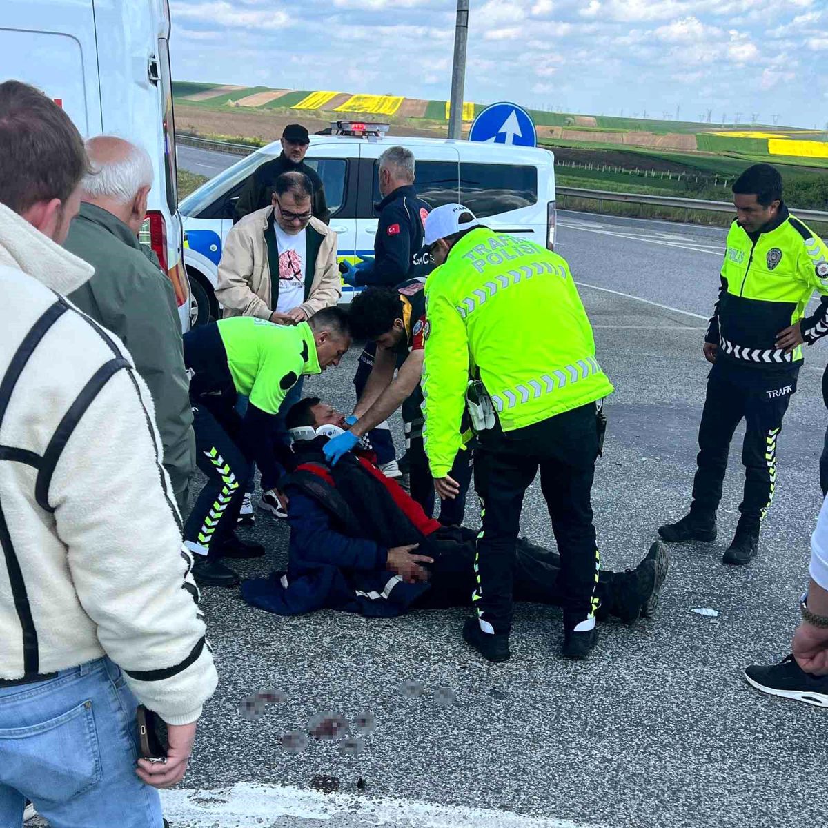 Babaeski'de motosiklet-otomobil çarpışması: 1 yaralı