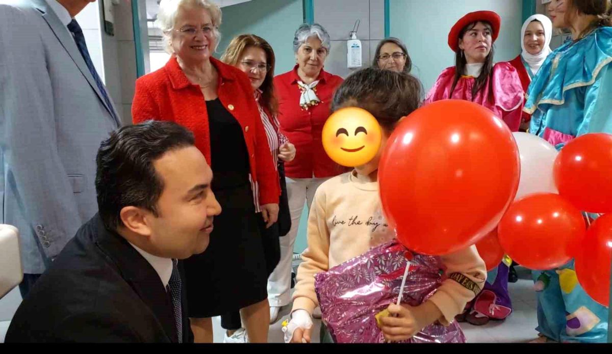 Bursa Nilüfer Kadın Korosu'ndan duygusal 23 Nisan kutlaması