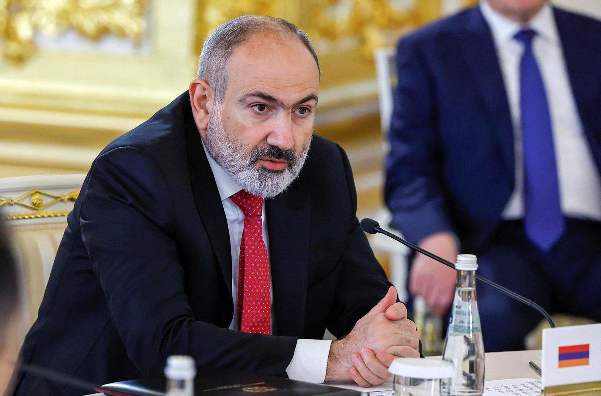 Ermenistan Başbakanı Paşinyan Erivan'da Türk bayrağının yakılmasını kınadı: 'Provokasyon'