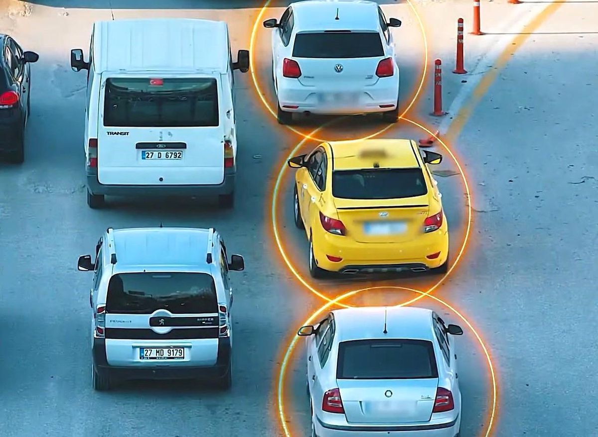 Gaziantep'te trafikte 'kaynak' yapan 498 araca ceza