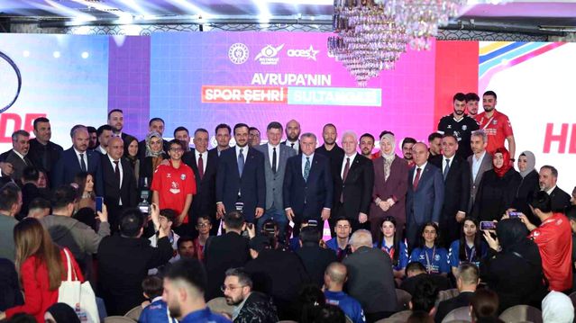 Gençlik ve Spor Bakanı Bak: “Türkiye her haliyle spor ülkesi olma yolunda hızlıca ilerliyor”