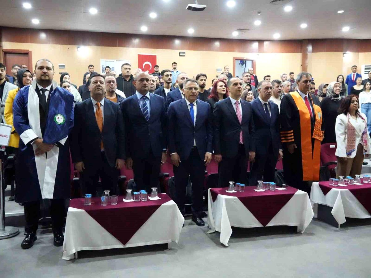 Iğdır Üniversitesi Diş Hekimliği Fakültesi'nde ilk beyaz önlük heyecanı