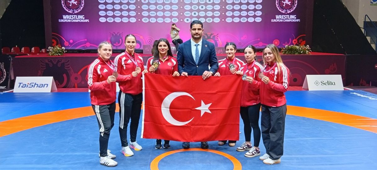 Taha Akgül: Kadınlarımız bizim başımızın tacı, onlar bizim her şeyimiz
