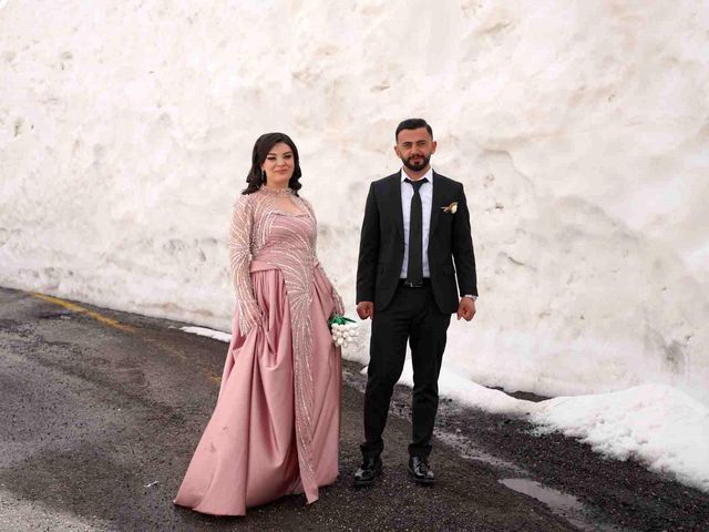 gelin ve damat adayi kar tunelinde fotograf c 2 19780170 o