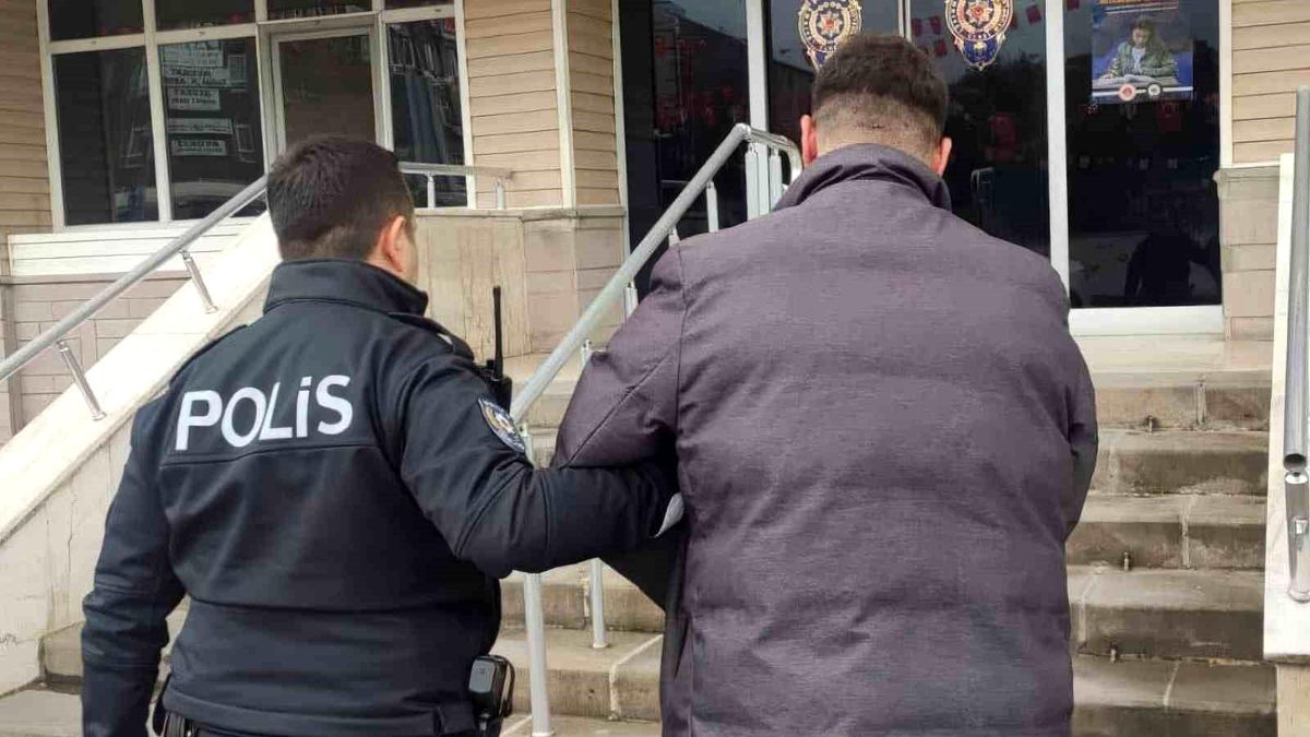 Kırıkkale'de aranan 2 hükümlü yakalandı
