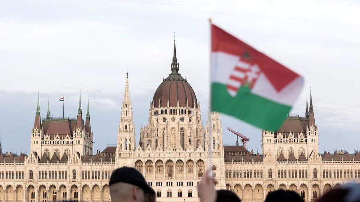 Macaristan'da Viktor Orban milletvekili olarak parlamentoya girmeyeceğini açıkladı