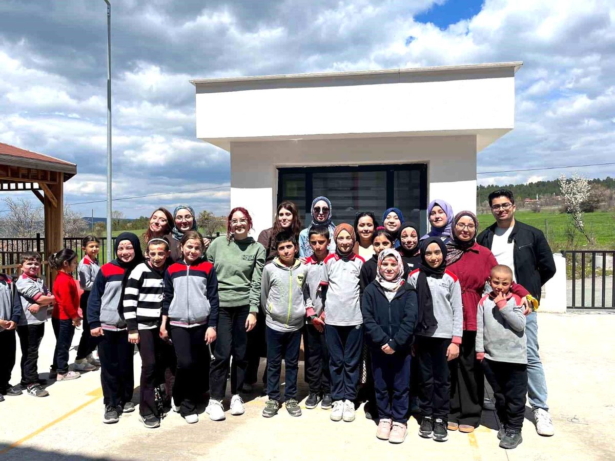 Mektuplarla öğrencilerin kariyer hayallerine ışık tutuldu