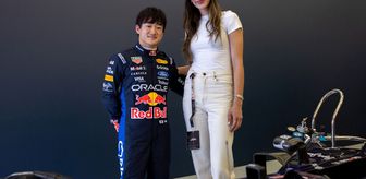 Milli voleybolcu Hande Baladın ile Formula 1 pilotu Tsunoda'nın arasındaki boy farkı dikkat çekti