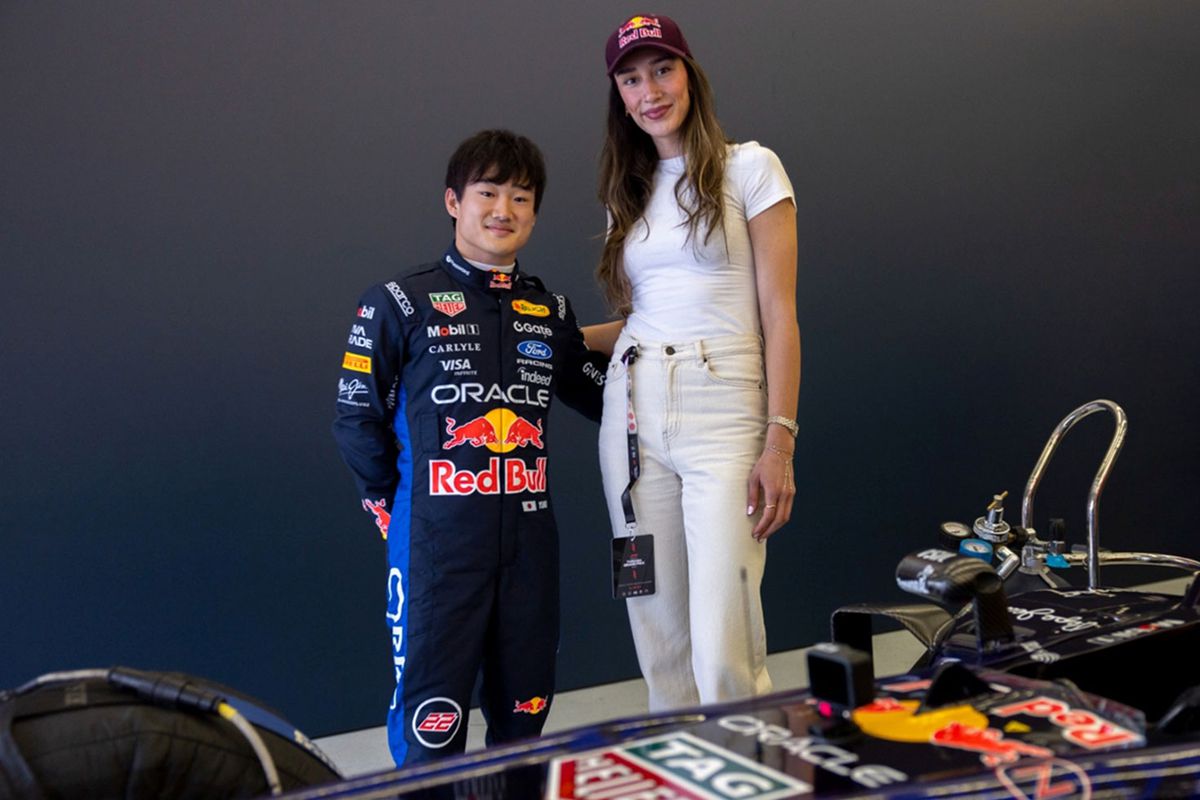Milli voleybolcu Hande Baladın ile Formula 1 pilotu Yuki Tsunoda'nın arasındaki boy farkı dikkat çekti