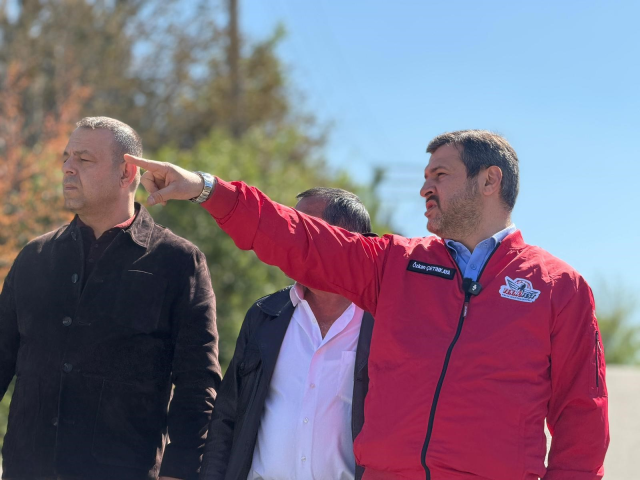parkta yere atilan cekirdek ka 19781415 2651 2 m