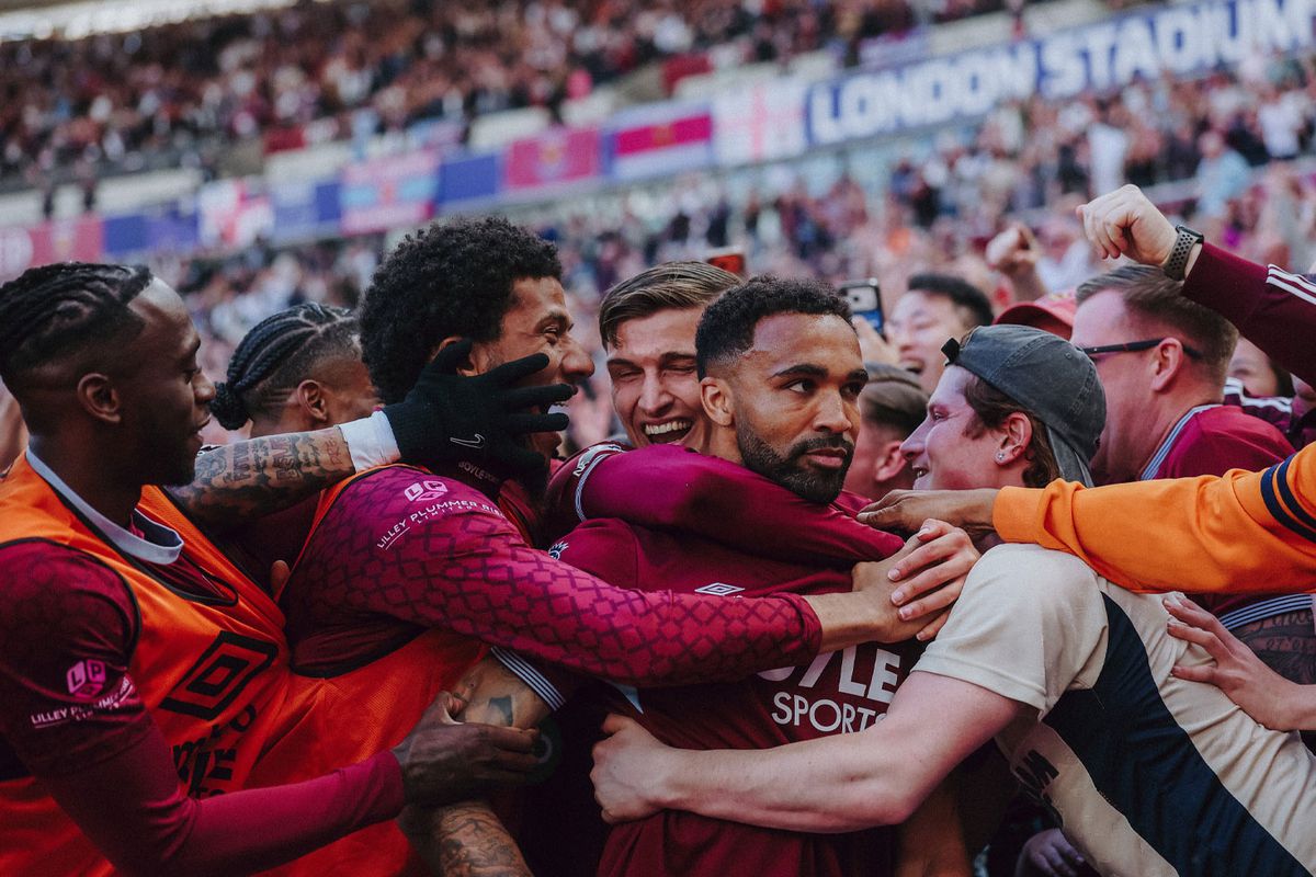 West Ham'ı 90+2'de hayata döndüren gol