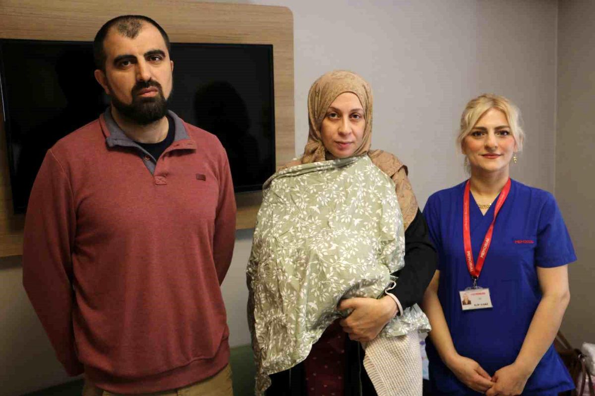 Fransa'da evde 6 doğum yaptı, "Fizyolojik doğum" tercihini Diyarbakır'dan yana kullandı