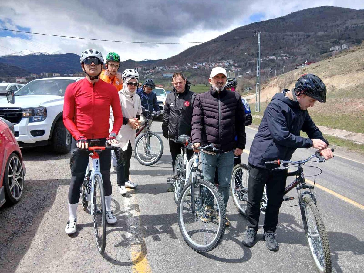 Posof'ta bisiklet turu etkinliği