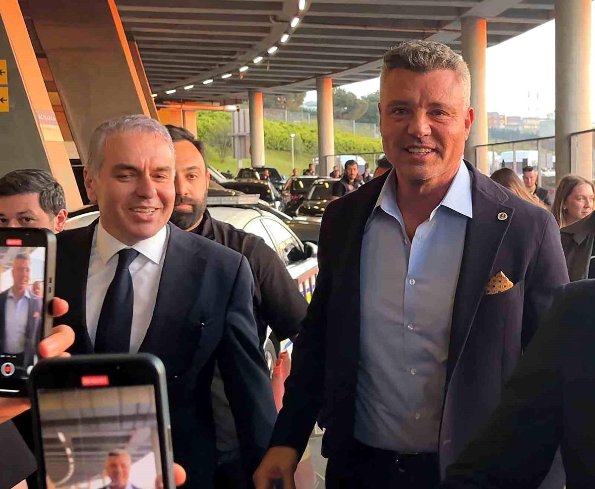 Sadettin Saran, derbi için stada geldi