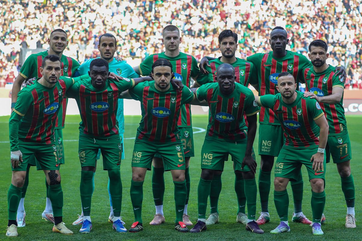 Şampiyonluk şarkıları söyleyen Amedspor, 90+4'te yıkıldı