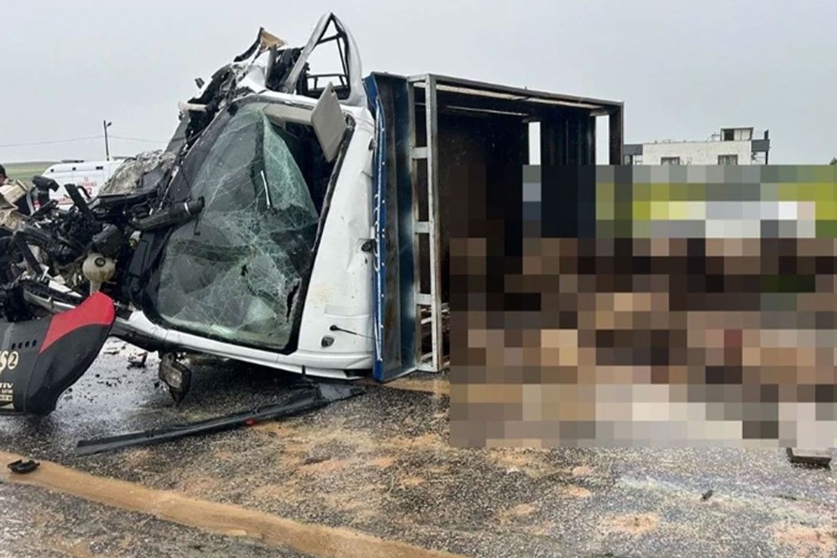 Siirt'te feci kaza: 2 ölü, 3 yaralı