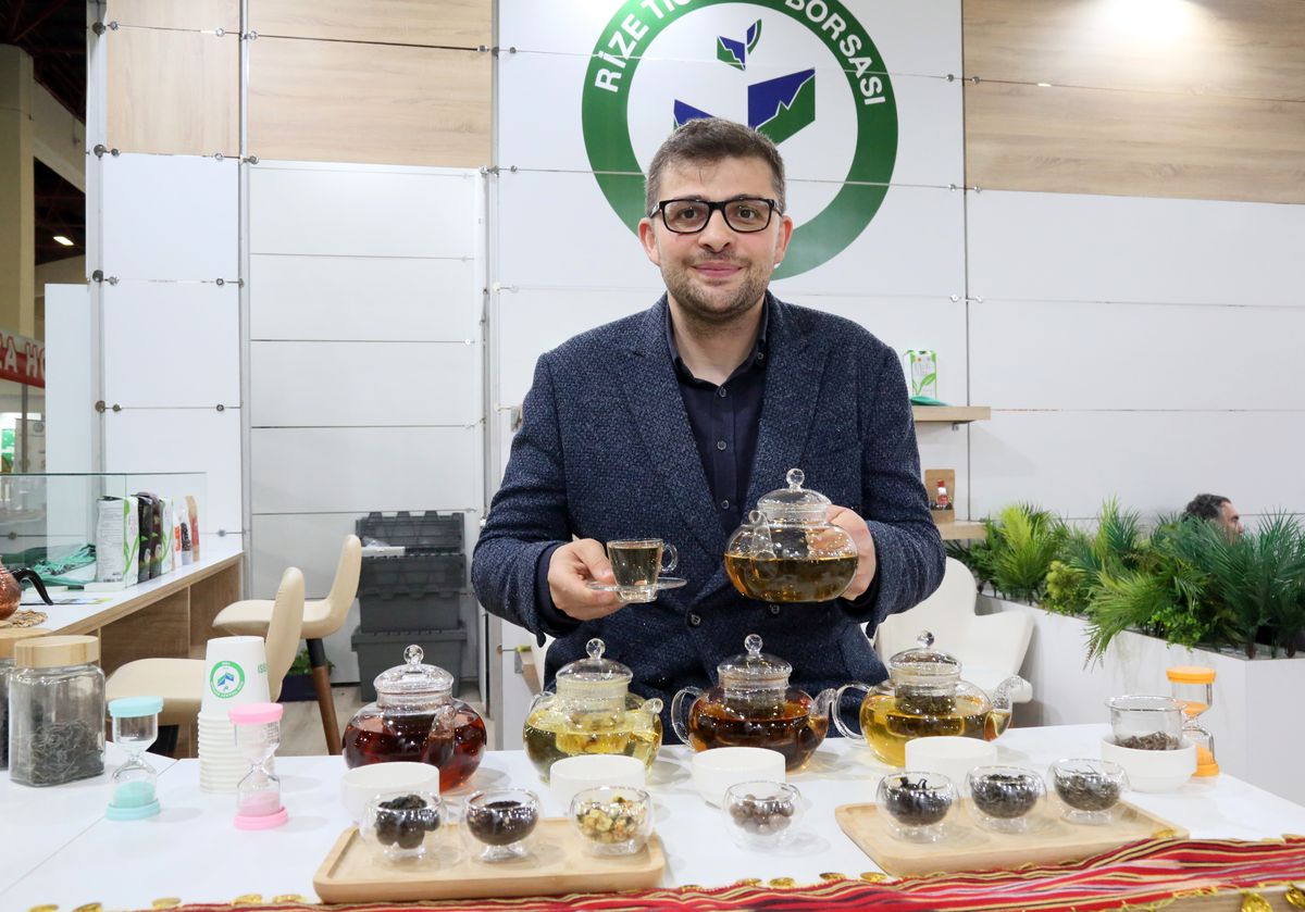Rize’de üretilen beyaz çayın kilogramı 40 bin TL