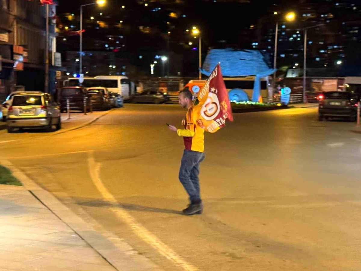 Galatasaray'ın 3-0'lık derbi zaferi Zonguldak'ta coşkuyla kutlandı