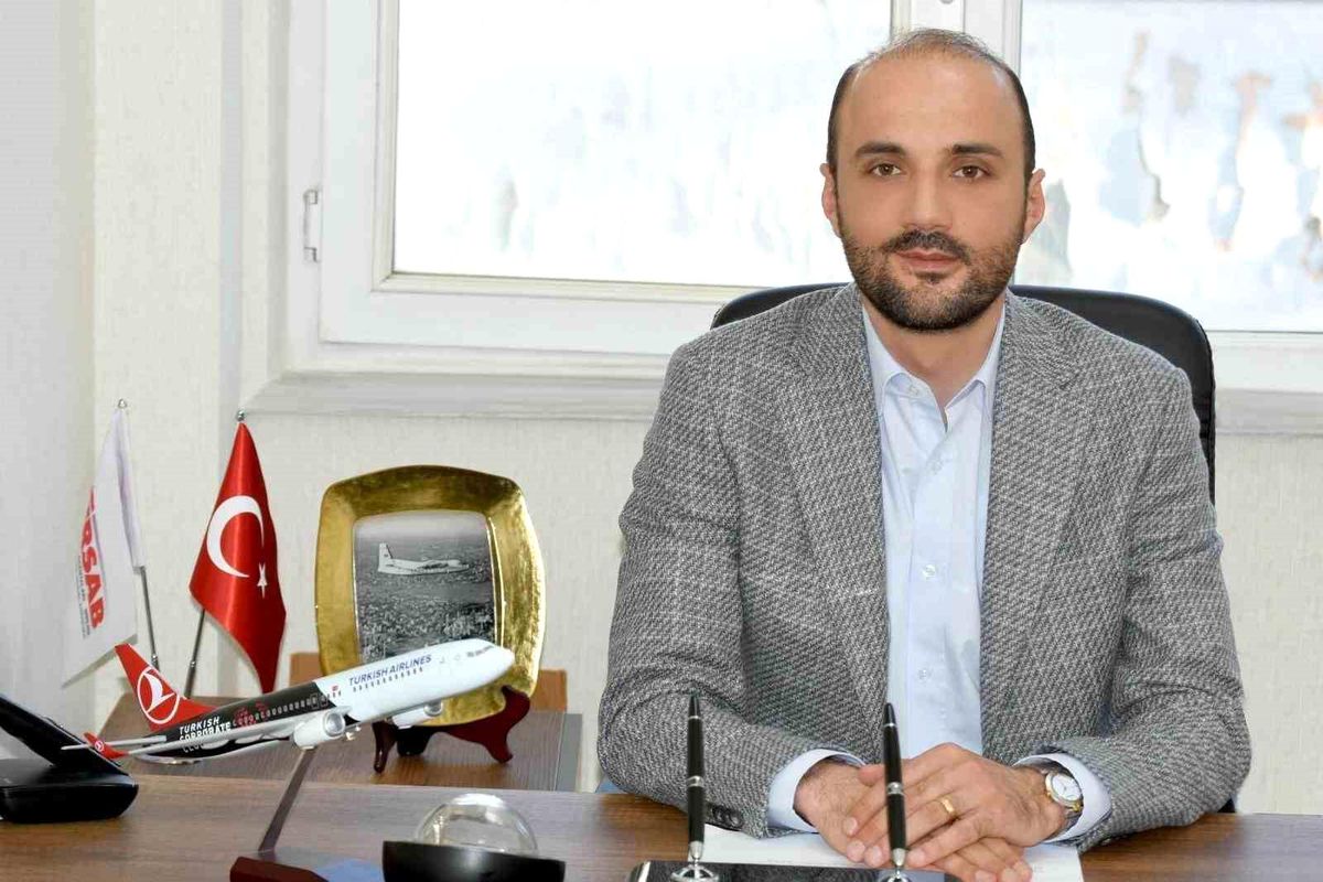 Akademisyen Pilot Emre Durmazpınar Atatürk Üniversitesi'nde