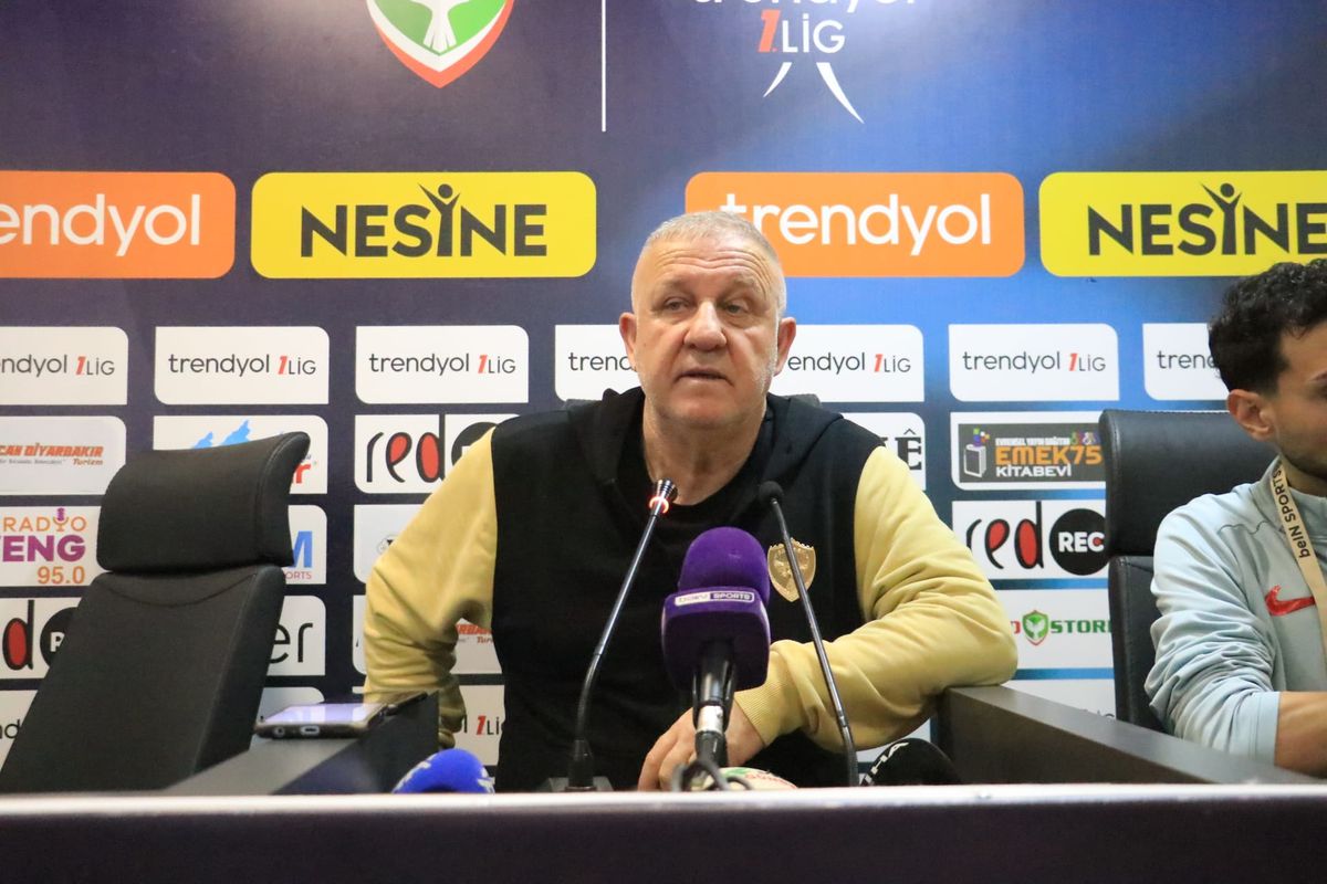 Amed Sportif Faaliyetler, Mesut Bakkal ile yollarını ayırdı