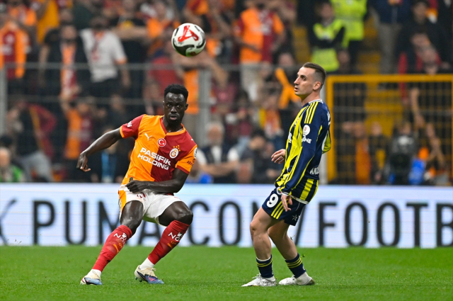 butun dunya galatasaray fenerb 2b02d34bcc 8533 3 m