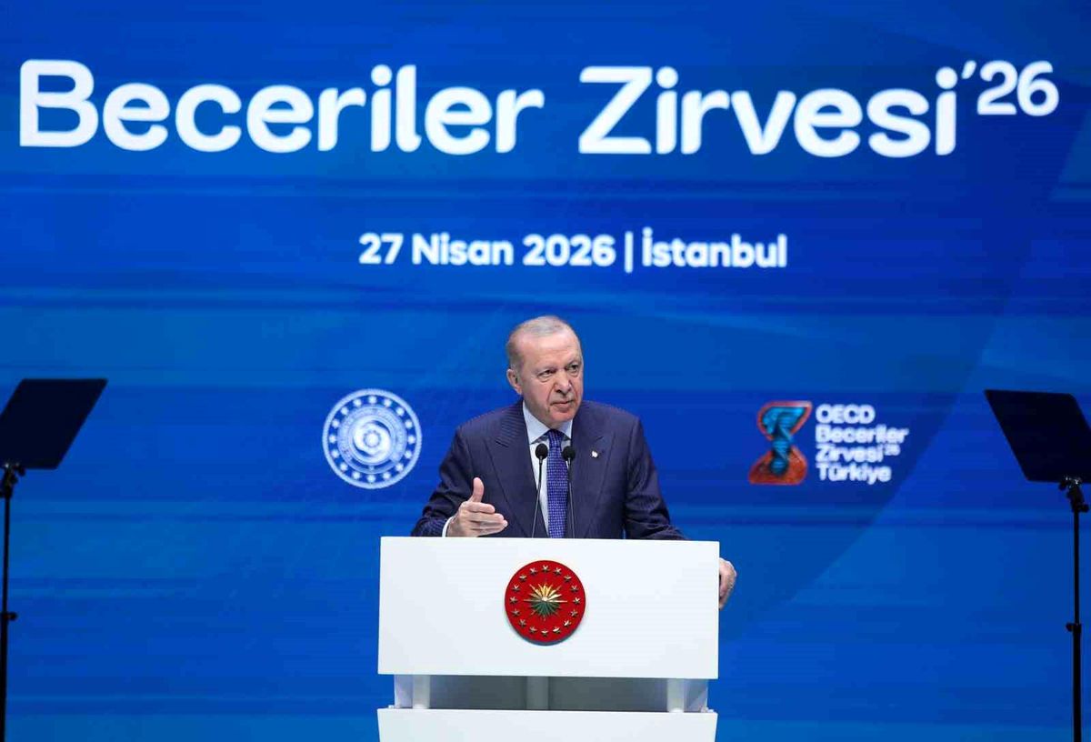 Cumhurbaşkanı Erdoğan "Dünyamız teknolojinin ve yapay zekanın öncülüğünü yaptığı keskin bir dönüşüm süreci...