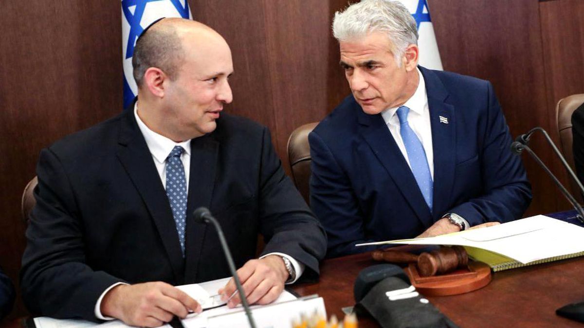 İsrail'de iki eski başbakandan seçimde Netanyahu'ya karşı birlik