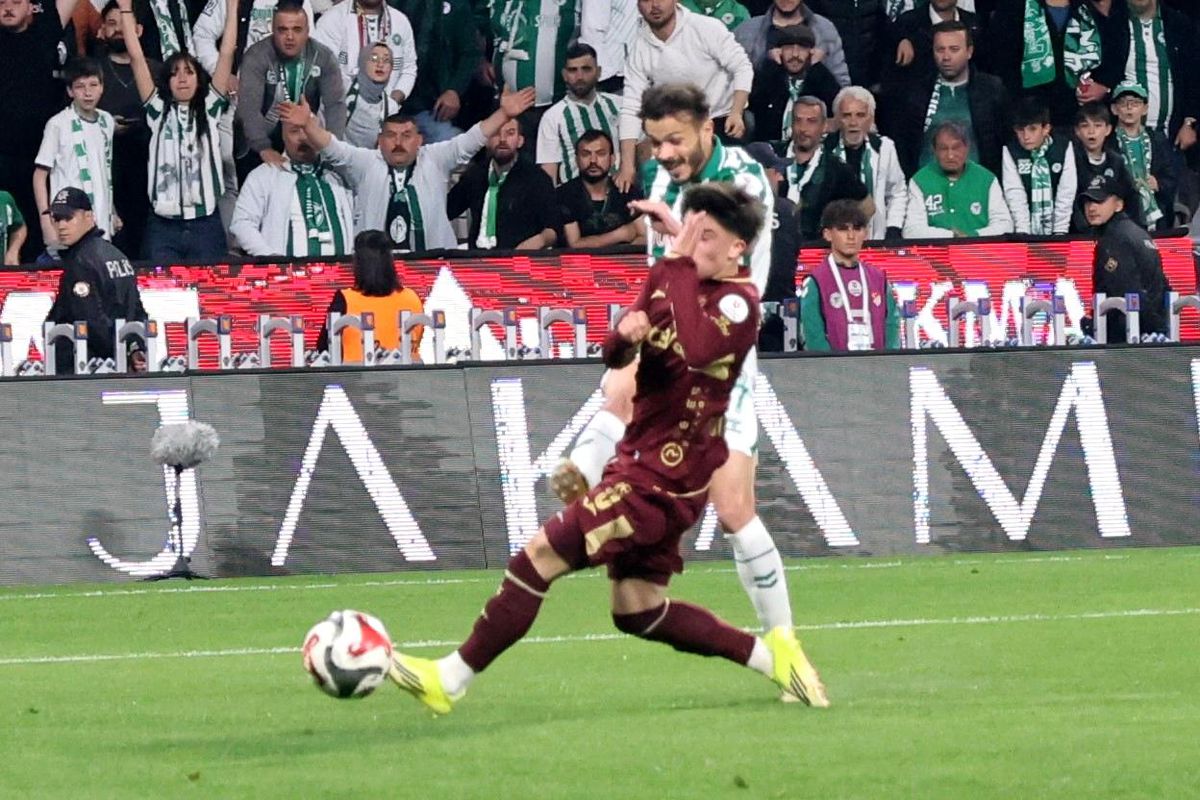 Trendyol Süper Lig: Konyaspor: 2 Trabzonspor: 1 (Maç sonucu)