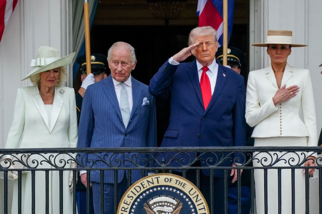 abd baskani trump beyaz sarayd 19788520 3142 3 m
