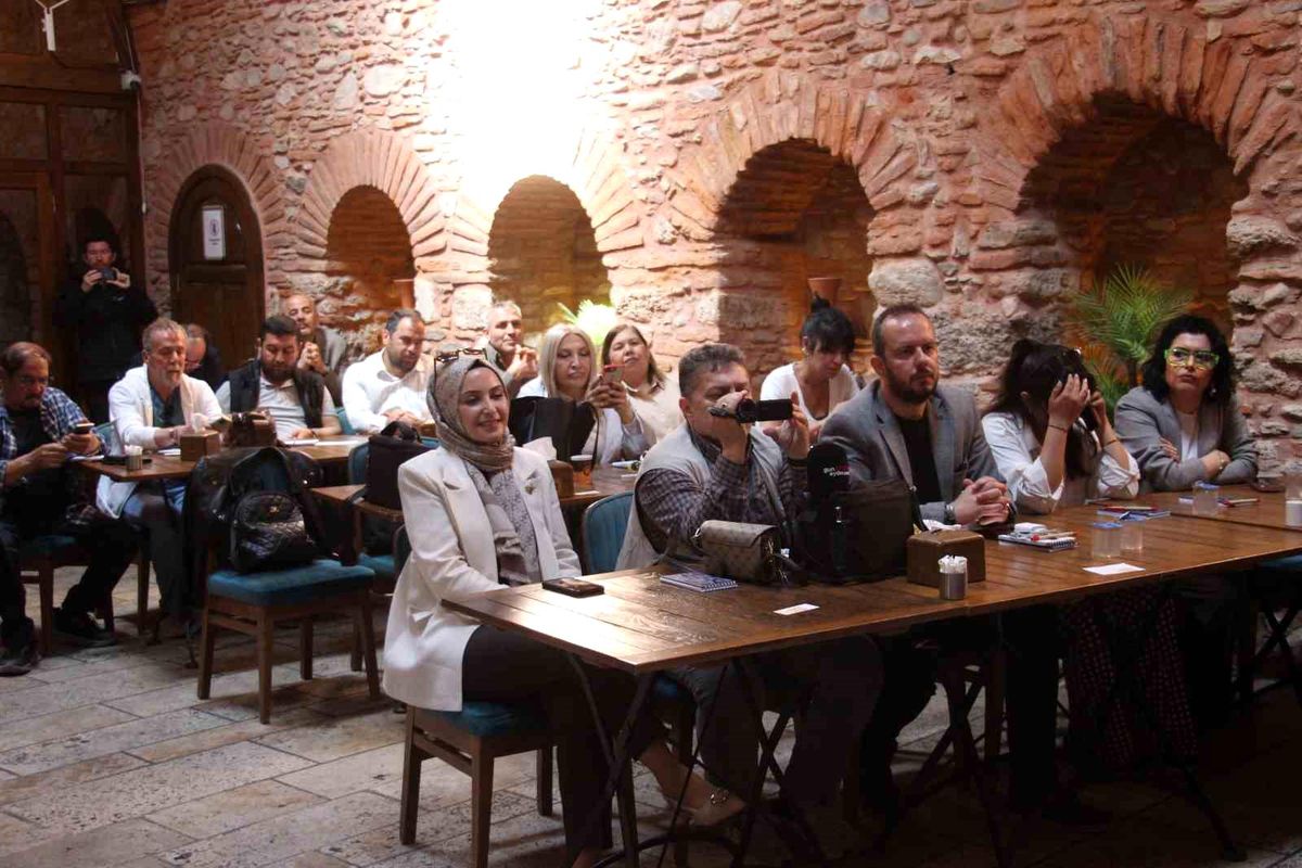 Aydın'da gazetecilere dijital medya ve yapay zeka eğitimi