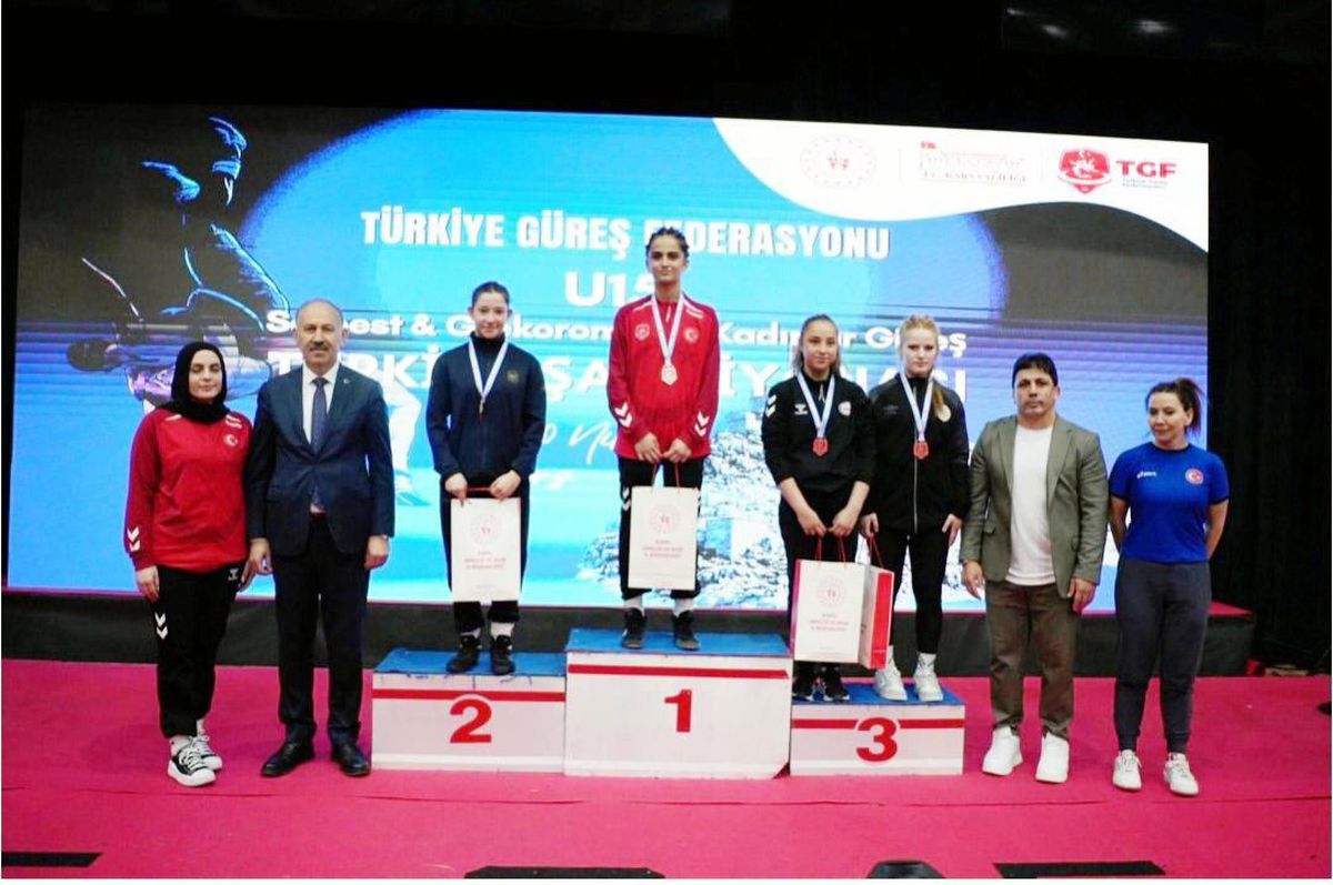 Erzincanlı güreşçilerden Türkiye şampiyonasında başarı