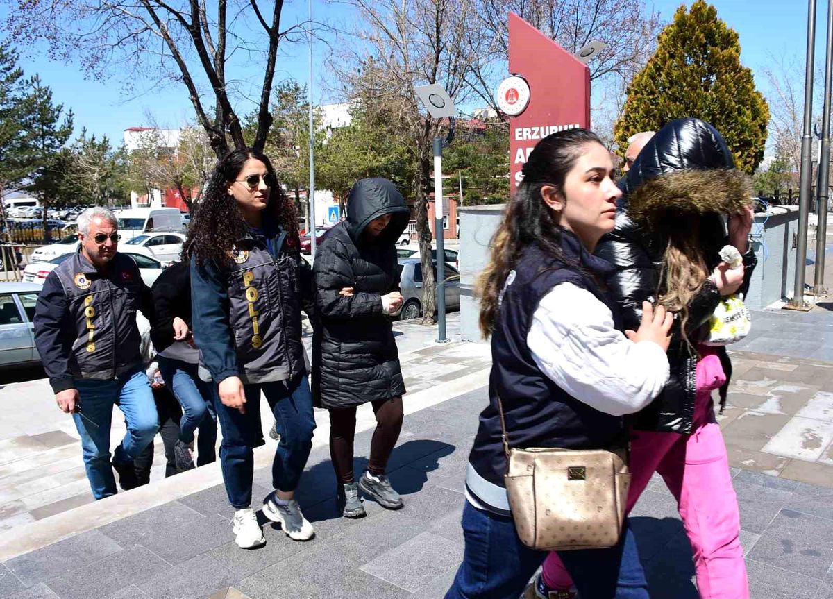 Erzurum'da masaj salonu maskesi altında fuhuş şebekesine darbe