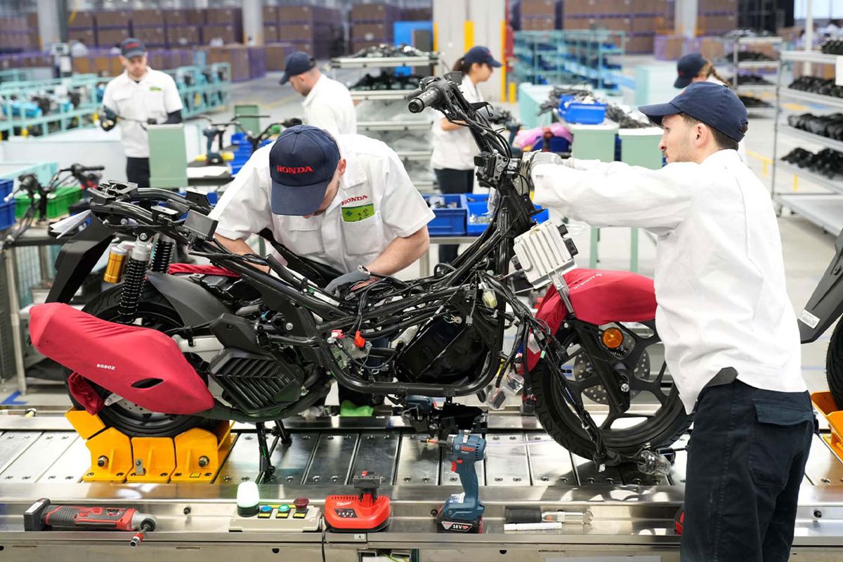 Japon otomotiv devi Honda, İzmir'de üretime başladı