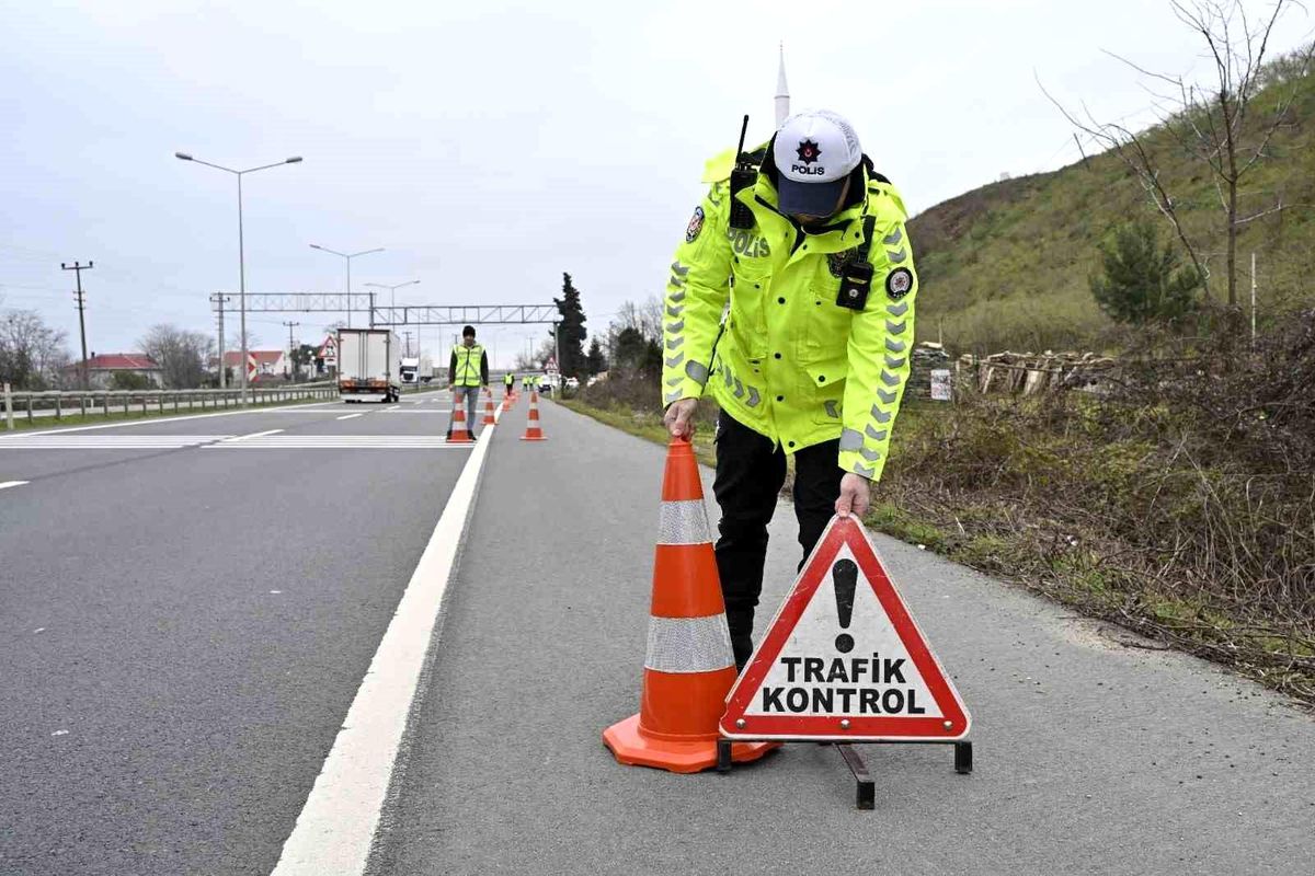 Ordu'da bir haftada 17 binden fazla araç ve sürücüsü denetlendi