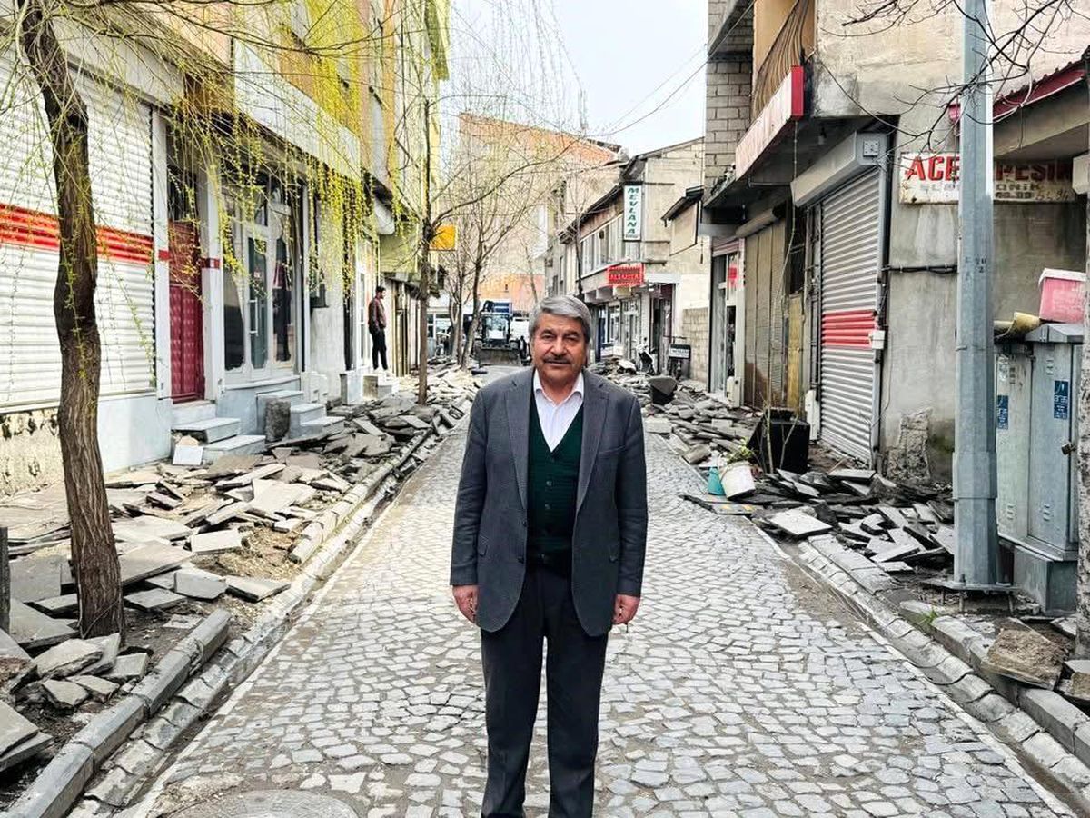 Patnos'ta yol sezonu başladı: İnönü Mahallesi'nde çalışmalar start aldı