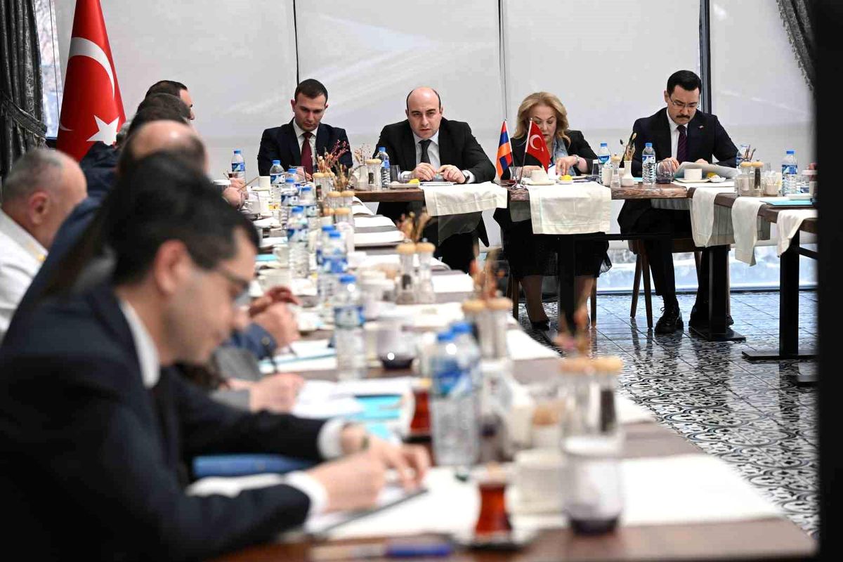 Türkiye ile Ermenistan arasında düzenlenen 'Ortak Çalışma Grubu Toplantısı' Kars'ta gerçekleştirildi