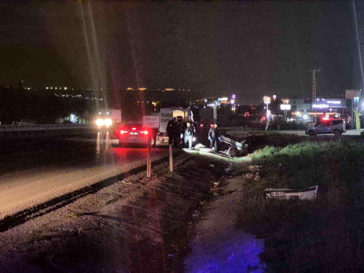 Gölbaşı'nda Takla Atan Otomobilde 1 Ölü, 2 Yaralı