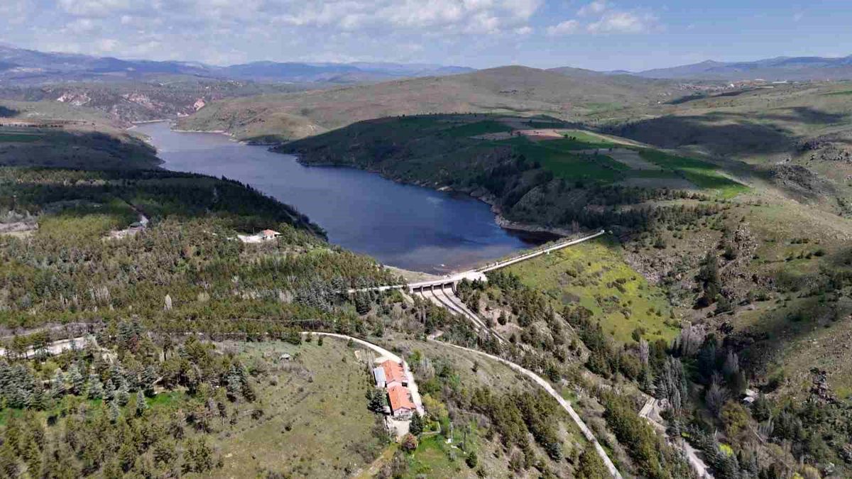 Ankara'da yağışlar ve eriyen kar suları barajlara can suyu oldu