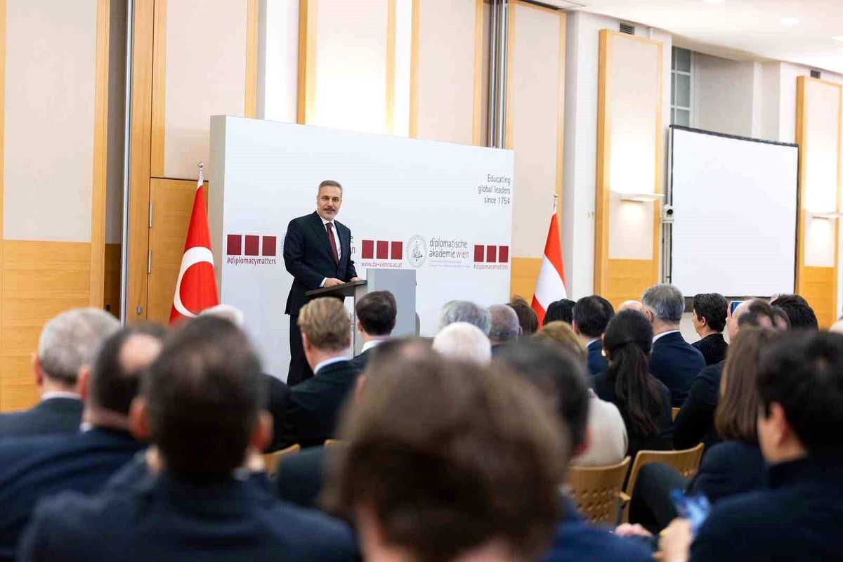Bakan Fidan, Viyana Diplomasi Akademisi'nde düzenlenen konferansa katıldı