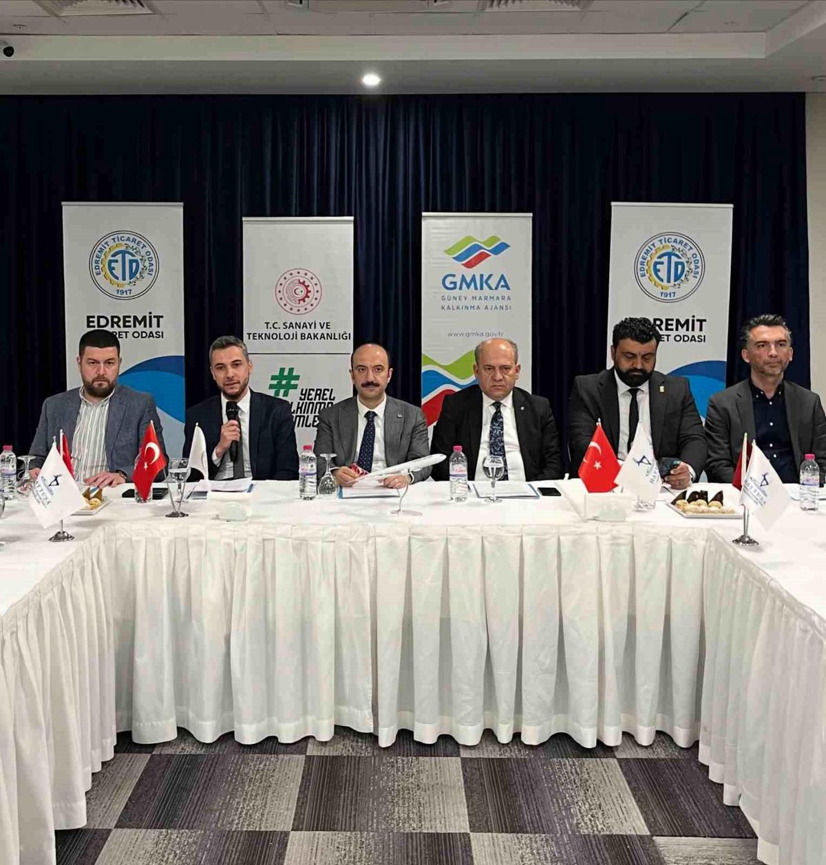 Edremit'te stratejik zirve